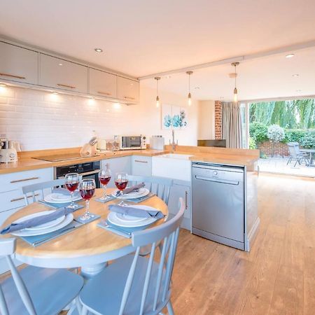 فيلا نورويشفي Maple Barn Rural Retreat المظهر الخارجي الصورة